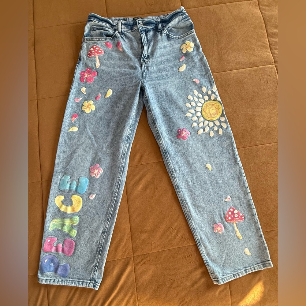 Cute Embellished Peace Flowers Wild Fable Size 10 Jeans